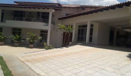 Casa Parkway - Quadra 15  - Excelente casa na quadra 15 do Parkway. Com dois pavimentos, ótima localização, próxima ao aeroporto. - Duas cozinhas, uma principal e outra auxiliar (para eventos). - Suít