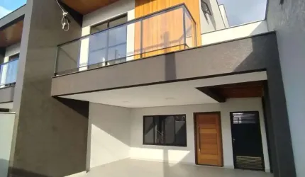 Sobrado para Venda em Joinville, Saguaçu, 3 dormitórios, 1 suíte, 2 banheiros, 2 vagas