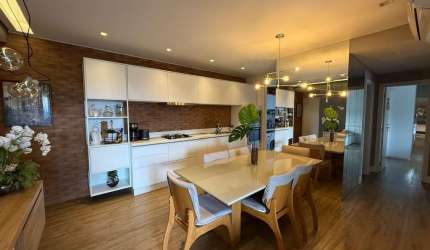 Apartamento para Venda em Joinville, Centro, 3 dormitórios, 1 suíte, 1 vaga