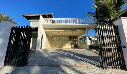 Casa para Venda em Joinville, Bom Retiro, 3 dormitórios, 1 suíte, 3 banheiros, 2 vagas