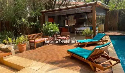 Casa com 05 dormitórios na Vl. Tramontano - Cód.: 10324.