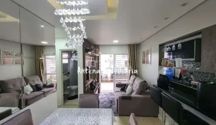Apartamento com 02 dormitórios na Vila Cristina - Cód.: 11198.