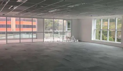 Conjunto Comercial em Chácara do Santo Antônio - Cód.: 9853.