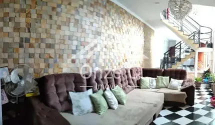 Casa com 3 quartos à venda na Rua Raimundo Palma, 10, Parque Continental I, Guarulhos, 125 m2 por R$ 720.000