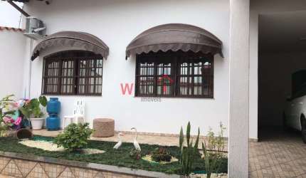 Casa térrea em Cesar de Souza!