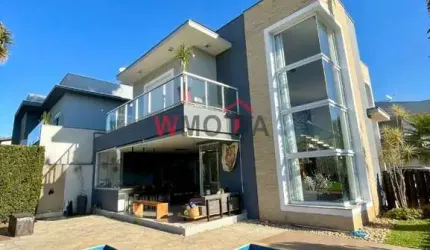 Luxe Residence: Condomínio de alto padrão em Botujuru, Mogi das Cruzes-SP. 3 suítes, 2 salas, 5 banheiros, 2 vagas, 280m². Porteira fechada!