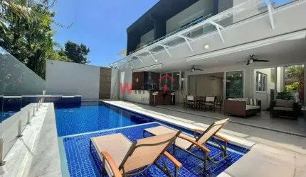 Imperdível Casa de alto padrão à Venda em Riviera-SP, São Lourenço: 5 Quartos, 4 Suítes, 1 Sala, 5 Banheiros, 4 Vagas de Garagem, 367m²!
