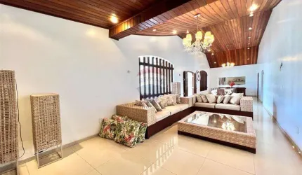 Casa em Salinas 25m x 60m  - 7 Quartos - Centro/Salinópolis