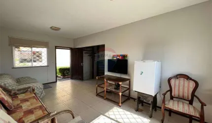 Belíssima Casa tríplex com 4 dormitórios em condomínio - Salinas