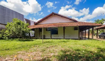 Bela Casa com 4 quartos, e ótimo terreno - 2.591m² - Centro, Ananindeua
