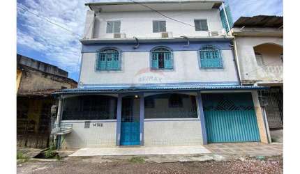 Casa com 3 Pavimentos, com 4 suítes no bairro do Telegrafo