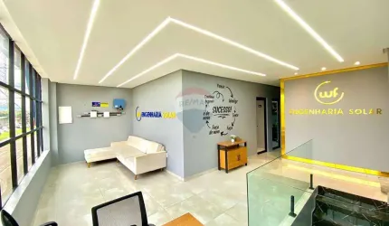 Prédio comercial recém construído na Avenida centenário