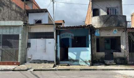 Casa com Quintal – Oportunidade no Telégrafo