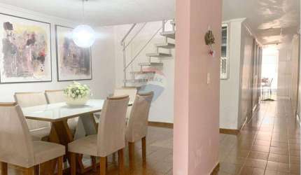 Vendo casa duplex,  4 quartos - Sacramenta
