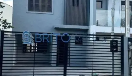 Sobrado em Mario Quintana-Porto Alegre