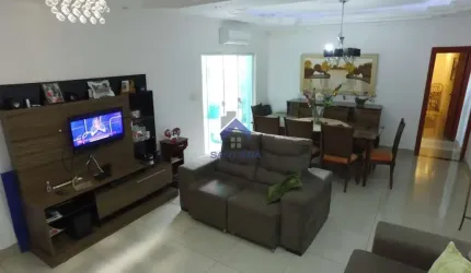 Casa com 3 quartos à venda na Rua Gastão Firmino de Azevedo, 662, Jardim das Bandeiras, Taubaté por R$ 450.000