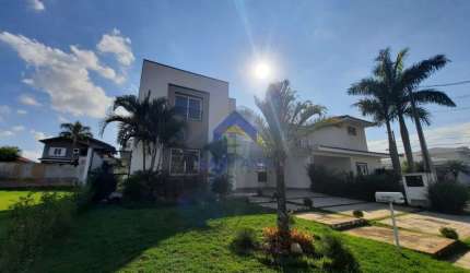 Casa em condomínio fechado com 4 quartos à venda na Avenida Um, 1551, Esplanada Independência, Taubaté por R$ 2.000.000