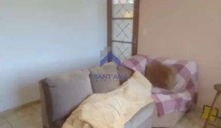 Casa com 2 quartos à venda na Rua Gilma Motta de Almeida, 26, São Gonçalo, Taubaté por R$ 240.000