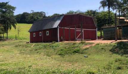 Haras com Estrutura completa de 9 hectares Escriturada! Negocia!