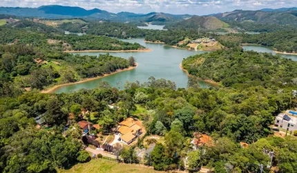Chácara à venda próxima a Represa em Nazaré Paulista/SP - R$650.000!