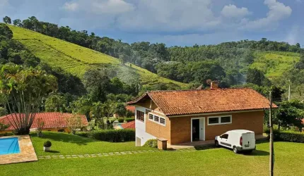 Sítio à venda em Nazaré Paulista/SP - 36.300m² por R$1.500.000!