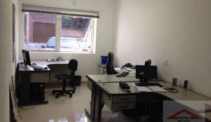 Prédio comercial  bem localizado , 495 m2 de contrução