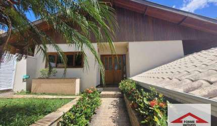Casa térrea com 3 quartos sendo 1 suíte , 242 m² para Locação R$ 9.500,00 e Venda por R$ 2.100.000 - Condomínio Terras de São Carlos - Jundiaí/SP.