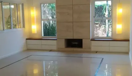 Casa sobrado disponível para locação no Alphaville Campinas -SP