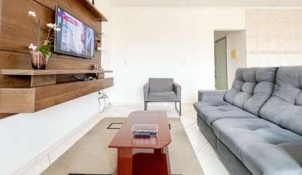 Casa com 3 dormitórios à venda, 275 m² por R$ 1.200.000,00 - Vila M Genoveva - Jundiaí/SP