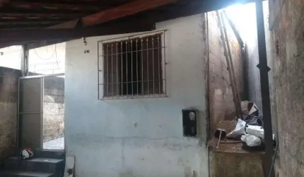 Casa com 1 dormitório à venda por R$ 300.000 - Vila Bremen - Guarulhos/SP
