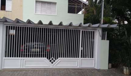 Sobrado com 3 dormitórios à venda, 129 m² por R$ 450.000 - Jardim Leila - Guarulhos/SP