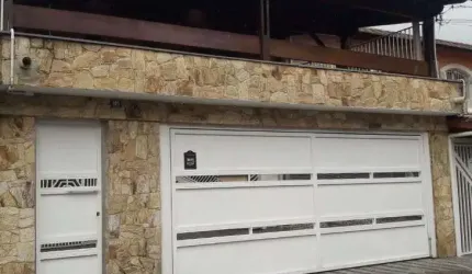 Sobrado com 3 dormitórios à venda, 263 m² por R$ 799.000 - Vila Galvão - Guarulhos/SP