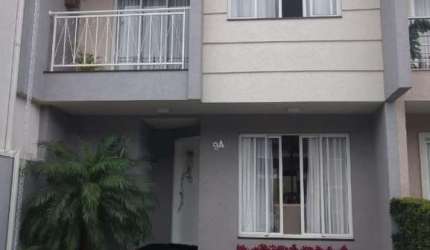 Casa com 2 quartos à venda na Rua Arthur Martins Franco, 405, Cidade Industrial, Curitiba, 90 m2 por R$ 540.000