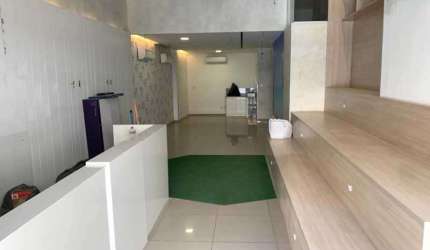Ponto comercial com 8 salas para alugar na Rua Siqueira Campos, Copacabana, Rio de Janeiro, 280 m2 por R$ 30.000