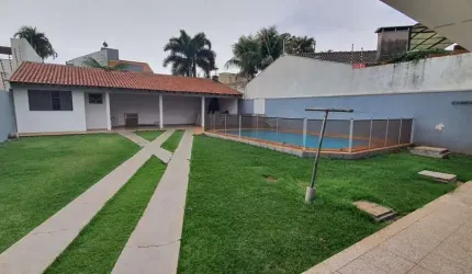 VENDA | Sobrado, com 4 quartos em Jardim Iguaçu, Maringá