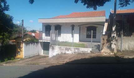 Casa com 3 dormitórios à venda, 235 m² por R$ 650.000,00 - Jardim Santana - Valinhos/SP