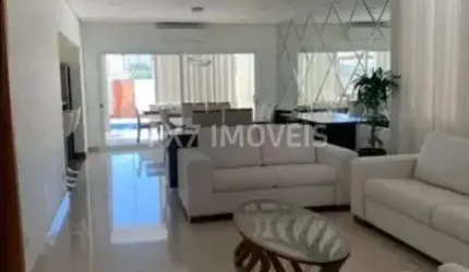 Casa de Condomínio de Luxo no Swiss Park, Campinas-SP: 3 Quartos, 3 Suítes, 2 Salas, 5 Banheiros, 308 m² de Área. Venha Conferir!