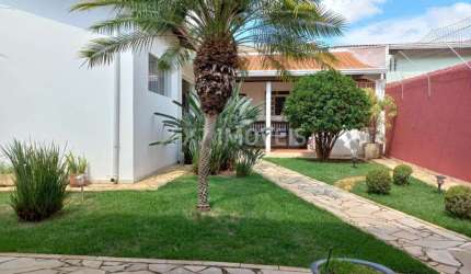 Casa a venda no Jardim Chapadão