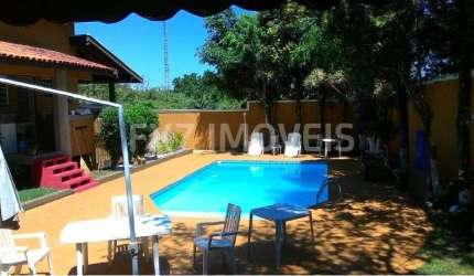 Casa a venda no Taquaral com 4 suites