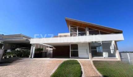 Casa à venda Condomínio Residencial Mont Blanc em Campinas, 4 suítes.