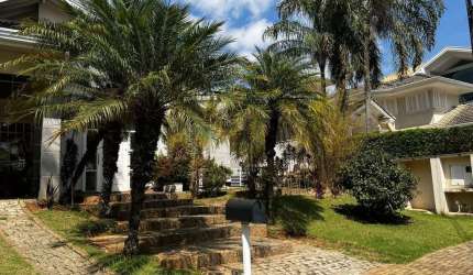 Luxuosa casa de condomínio à venda em Valinhos-SP, no Residencial Fazenda São José: 4 quartos, 4 suítes, 3 salas, 5 banheiros, 4 vagas, 345m².