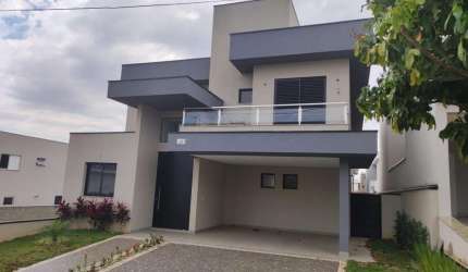 Casa a venda no Swiss Park com 3 suites
