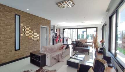 Casa à venda no Swiss Park Campinas com 3 suites.