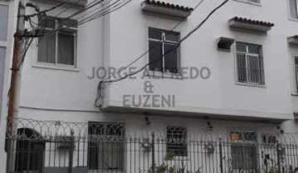 Apartamento à venda na Rua Viana Drumond, Vila Isabel, Rio de Janeiro por R$ 215.000