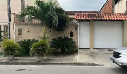 Casa com 2 quartos à venda na Rua Atalaia do Norte, Guaratiba, Rio de Janeiro, 250 m2 por R$ 300.000