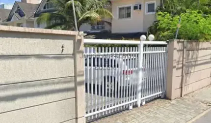Casa em condomínio fechado com 4 quartos à venda na Avenida Miguel Antônio Fernandes, Recreio dos Bandeirantes, Rio de Janeiro por R$ 980.000