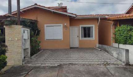 Casa terrea em Cotia condominio Recanto das Graças 2