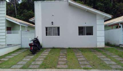 Casa terrea em Cotia no condominio Colinas de Cotia