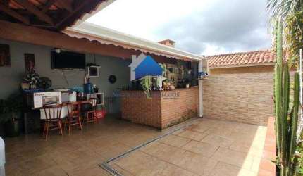 Casa de 3 dormitórios no condomínio Bosques da Vila Cotia