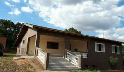 Sítio / Fazenda à venda, 3 quartos, 2 vagas, Santa Luzia - Charqueada/SP